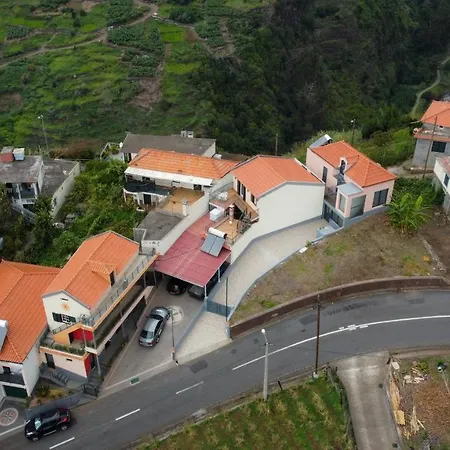 Semesterbostad The House Of Passos *